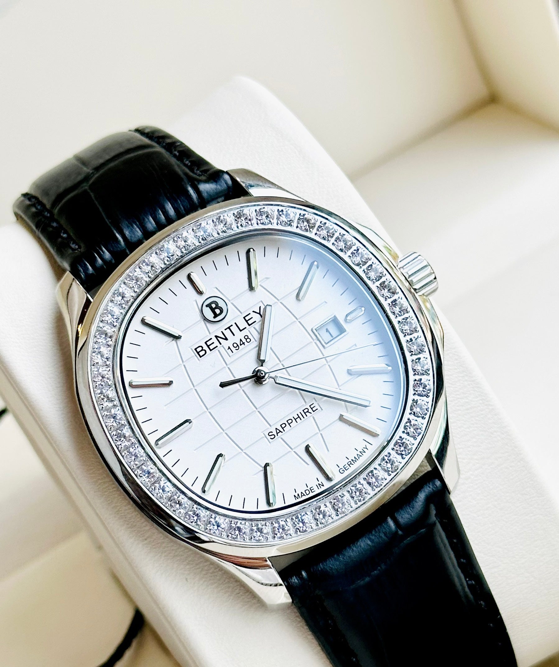 BENTLEY NAUTILUS BL1869-101MWWB-( Quartz ) – Sapphire Glass