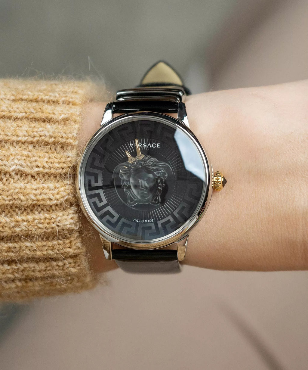 Versace Medusa Alchemy Quartz Black Dial Ladies Watch Item Model# VE6F00123